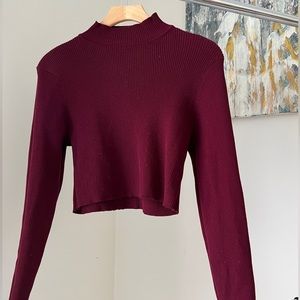 MAROON SWEATER | MEDIUM | BARELY WORN |
